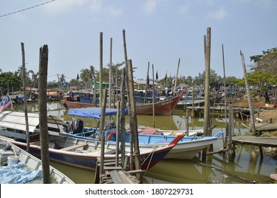 1,542 Johor fisherman Images, Stock Photos & Vectors | Shutterstock