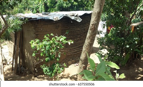 Mud Hut In Honduras