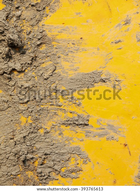 mud on yellow car\
texture