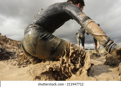 Mud Race Runners