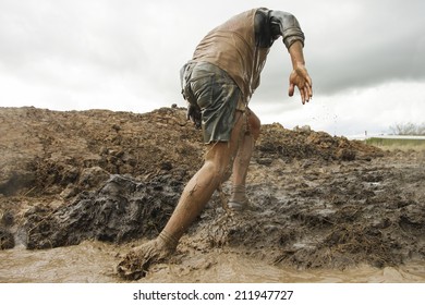 Mud Race Runners