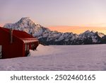 Mueller Hut at Sunrise with Mount Cook, Aoraki New Zealand