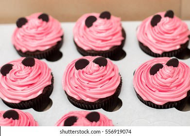 muffins cupcakes and pink