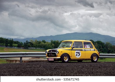 Classic Mini Images Stock Photos Vectors Shutterstock