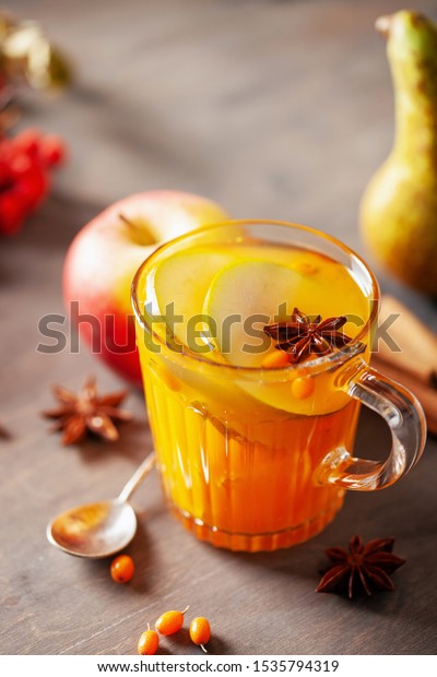 Mulled apple\
cider or punch. Autumn drink or\
tea.