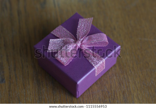 small gift packaging boxes