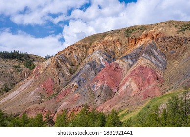 Multi-colored Mars Rock Layers With Iron Oxide