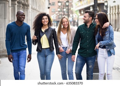 225,402 Group women walking Images, Stock Photos & Vectors | Shutterstock