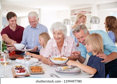 24,763 Meeting family celebration Images, Stock Photos & Vectors ...