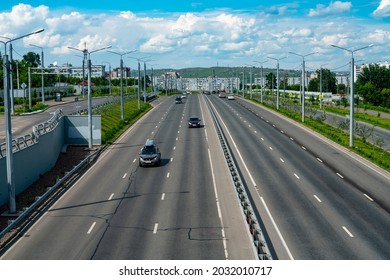 undivided highway