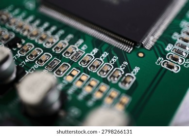 Multilayer ceramic capacitors placed around semiconductor ICs.