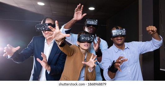 1,707 Virtual reality diverse Images, Stock Photos & Vectors | Shutterstock