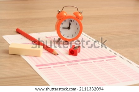 Multiple choice test with clock Time concept in exam