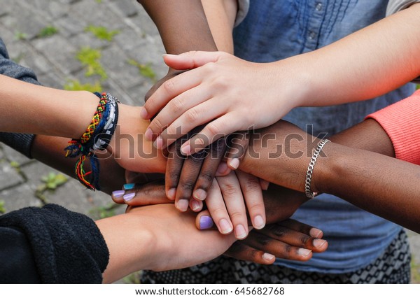 joining hands images