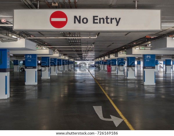 Multistorey car park\
with no entry\
signboard.\
