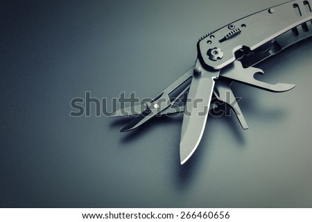 Multitool knife