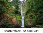 Multnomah Falls waterfall in the Oregon side of the Columbia River Gorge, along the Historic Columbia River Highway.
