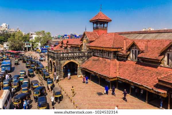 Mumbai India 10022018 Bandra Railway Station Stock Photo (Edit Now ...