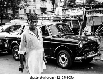 Mumbai, India, 20 November 2018 / People Of Mumbai; Chor Bazaar Area And Old Vintage Car