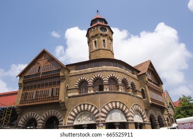 Mumbai / India 23 June 2017 Crawford Market  Or Mahatma Jyotirao Phule  Market Is Old Market Of Mumbai At  Dhobi Talao  Mumbai, Maharashtra India