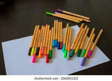 Mumbai, India - 24 October 2021,
Picture Of Colorful Point 88 Pens Designed By Stabilo Along With A Blank White Paper For Study, Art, Journaling, Diary, Bullet Journal, Planner, Drawing, Mandala, Etc.