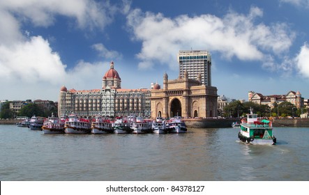 Mumbai India With Gateway And Hotel