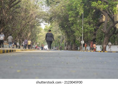 MUMBAI, INDIA - Jan 27, 2022: A View Of Shivaji Park Road With Green Trees In Mumbai Maharashtra