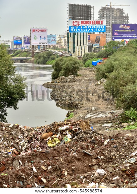 Mumbai India July 2016 Poverty Waste Stock Photo Edit Now - 