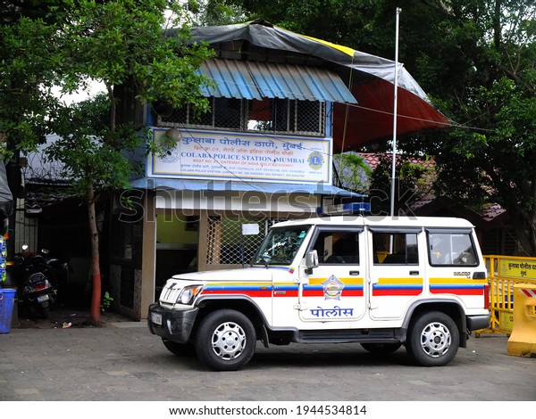 Mumbai, Maharashtra, India - 9th September\
2019: Police car at the front of police\
station