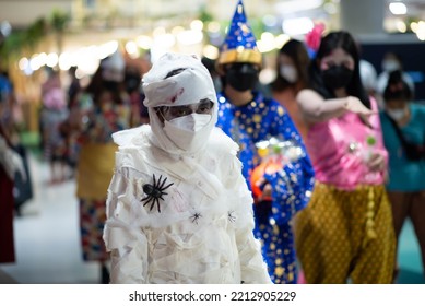 Mummy Halloween Parade Ghost Party 