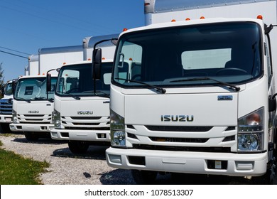 Muncie - Circa April 2018: Isuzu Motors truck dealership. Isuzu is a Japanese commercial vehicle and diesel engine manufacturer II