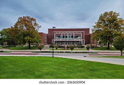 Muncie,IN - USA - 10-25-2021 - Ball State University - Emens Auditorium Entrance From Lawn In Fall