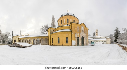 MUNICH, GERMANY - JAN 16, 2017: View Of Famous West Cemetery Of Munich, Germany With Historic Gravestones, Most Famous Is Grave Of Persian Queen Soraya.