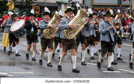 MUNICH - SEPTEMBER 21: Opening Of Oktoberfest September 22, 2012 In Munich, Germany. Music Brigade Takes Part Into Oktoberfest Solemn Procession.