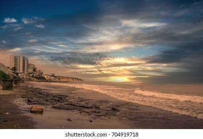 Murcielago Beach, Manta, Ecuador