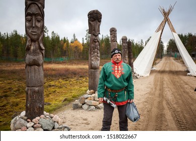 MURMANSK, RUSSIA - SEPTEMBER 18: Unidentified Sami People At Sami Village, A Finno-Ugric People Inhabiting Sápmi, Which Today Encompasses Large Northern Parts Of Norway, Sweden, Russia On Sep 18, 2019