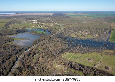 Murrumbidgee River Flood Plain Balranald New Stock Photo 2189449983 ...