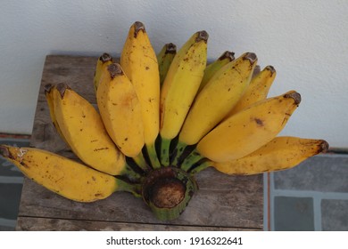 (Musa ABB Group) Yellow Banana Thailand Called Hak Mook Banana