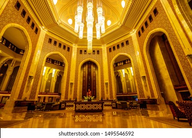 Muscat, Oman-August 29, 2019: Luxury Lounge In Hotel Al-Bustan Palace, Sultanat Oman, Naher Osten. Property Belong Sultan Qaboos Bin Said Al Said 