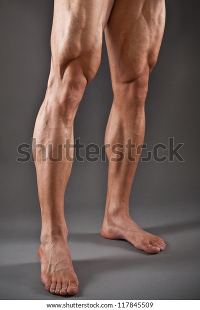 筋肉質の男性の脚 の写真素材 今すぐ編集