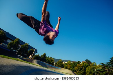 Muscular Man Midair While Performing Side Stock Photo 1591483333 ...