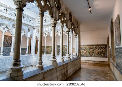 das Museum von Azulejo oder das Museu National do Azulejo im Kloster Madre de Deus in der Stadt Lissabon in Portugal.  Portugal, Lissabon, Oktober 2021