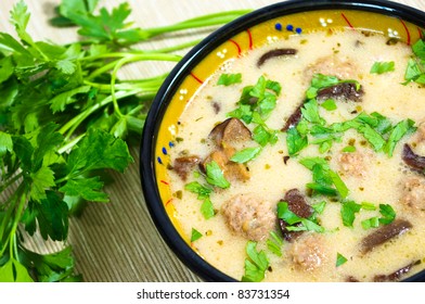 Mushrooms Soup With Meatballs