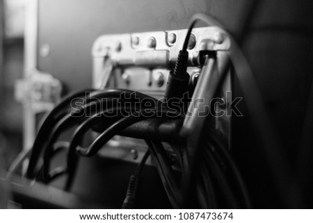 Music Cable management