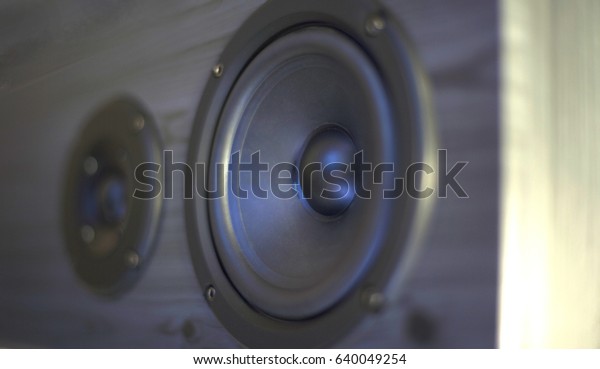 music\
speakers