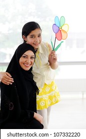 Muslim Arabic Mother And Daughter