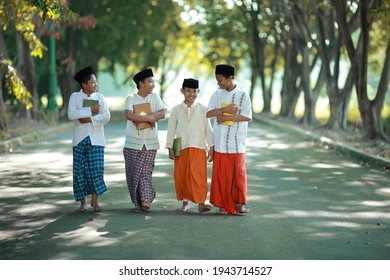 Muslim Children In Indramayu, Indonesia, Will Learn To Read The Holy Book Before The Month Of Ramadan In April 2021