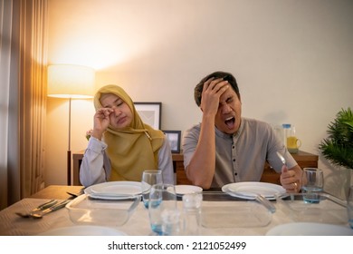 Muslim Couple Having Break Fast Or Sahur In The Morning