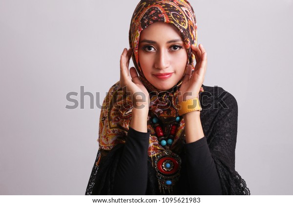 muslim girl with scarf