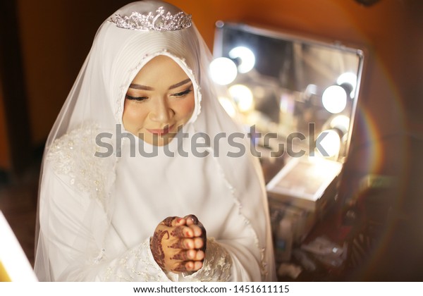 Muslim Wedding Dress Beauty Asian Face Stock Photo Edit Now